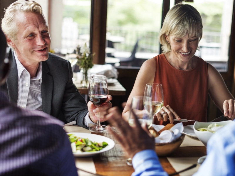 couples eating at a dinner seminar